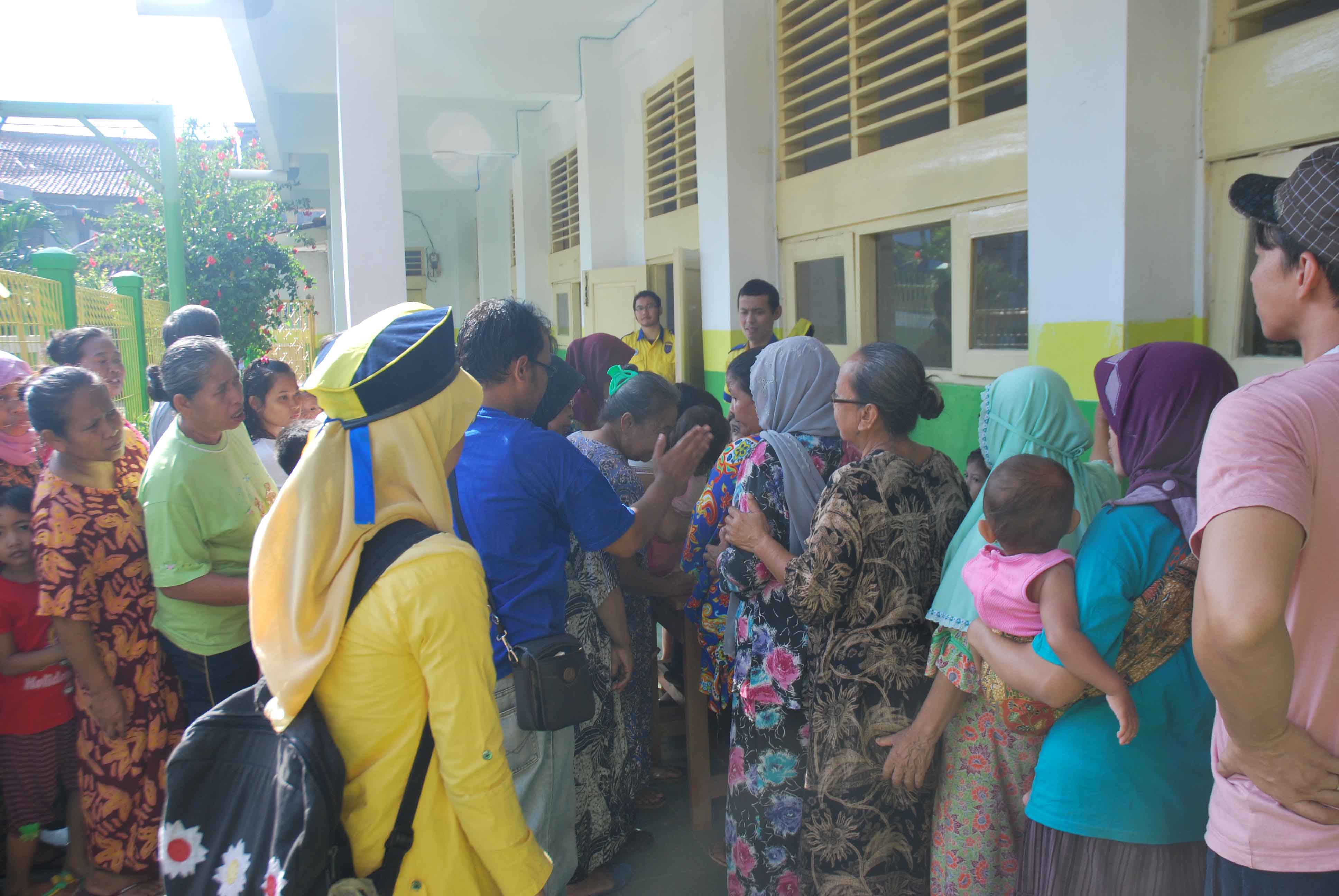 Dokumentasi Pengobatan Gratis Kampung Melayu, Jakarta Timur — Kampung Melayu, Jakarta Timur #2